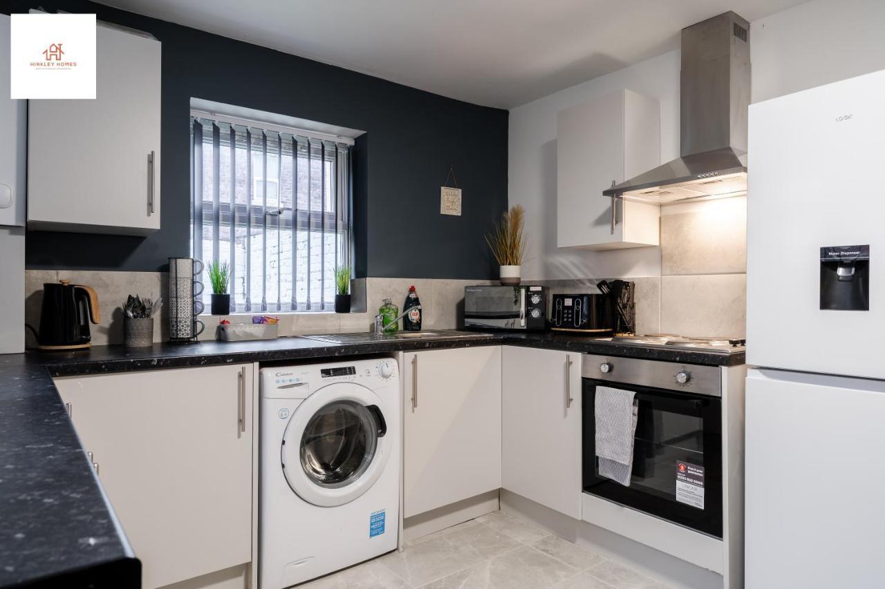 Immaculate 4 Bed In Liverpool By Hinkley Homes Short Lets & Serviced Accommodation Eksteriør bilde