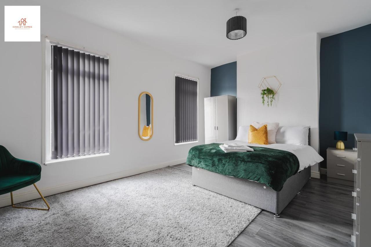 Immaculate 4 Bed In Liverpool By Hinkley Homes Short Lets & Serviced Accommodation Eksteriør bilde