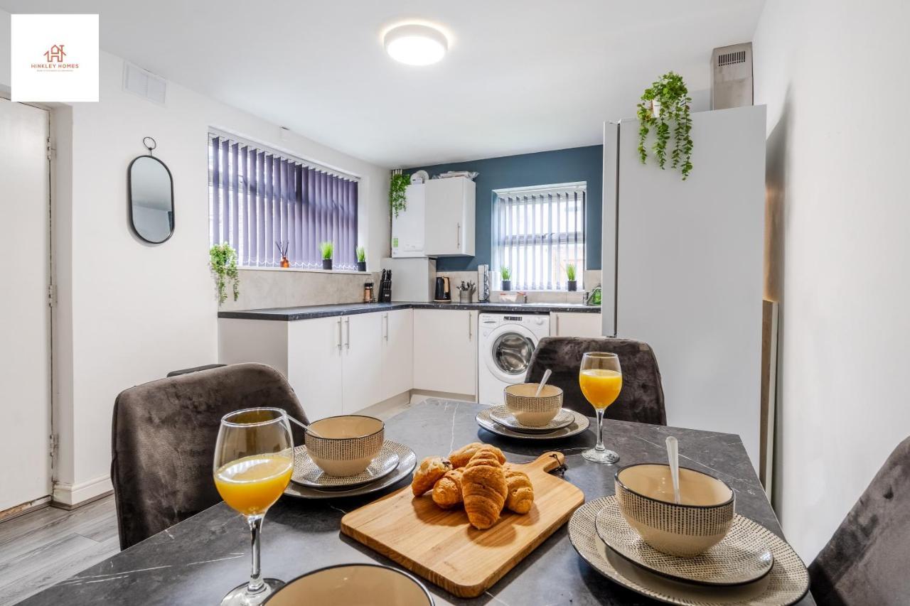 Immaculate 4 Bed In Liverpool By Hinkley Homes Short Lets & Serviced Accommodation Eksteriør bilde