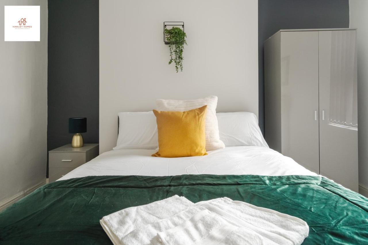 Immaculate 4 Bed In Liverpool By Hinkley Homes Short Lets & Serviced Accommodation Eksteriør bilde